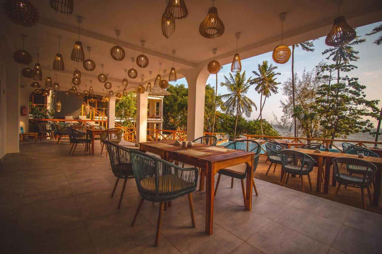 Zanzibella Hotel & Spa Кивенгва Экстерьер фото The restaurant at the resort