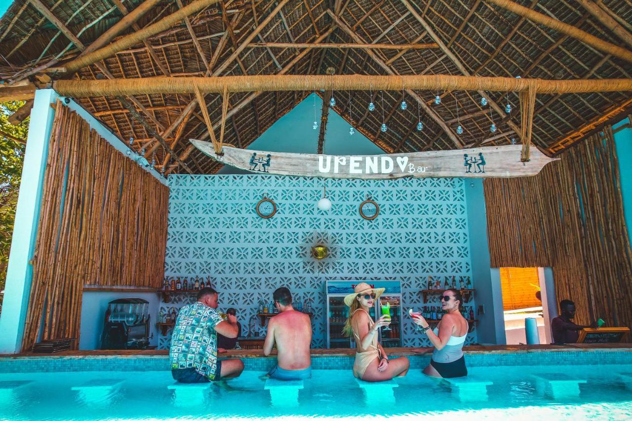 Zanzibella Hotel & Spa Кивенгва Экстерьер фото The bar at the beach club